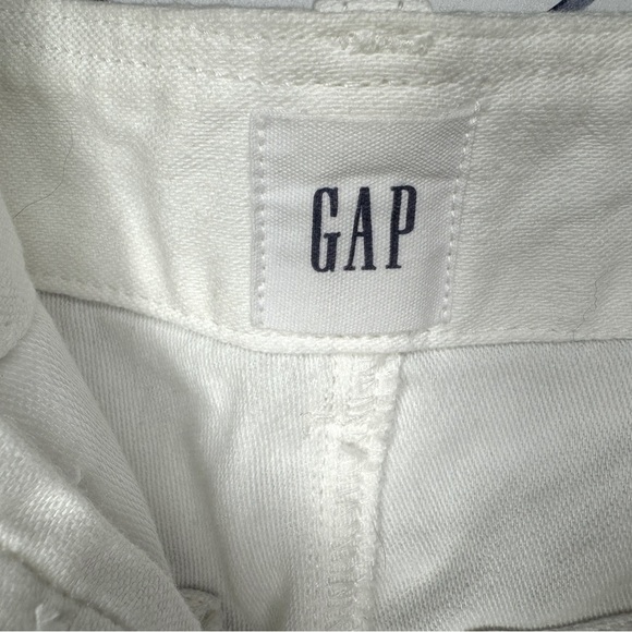 GAP High Waist Utility Short Frayed Ivory Sz 2 - Picture 3 of 6